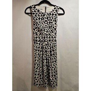 Maggy London Drape At The Front Circle Print Dress Black & White Women's Size 6